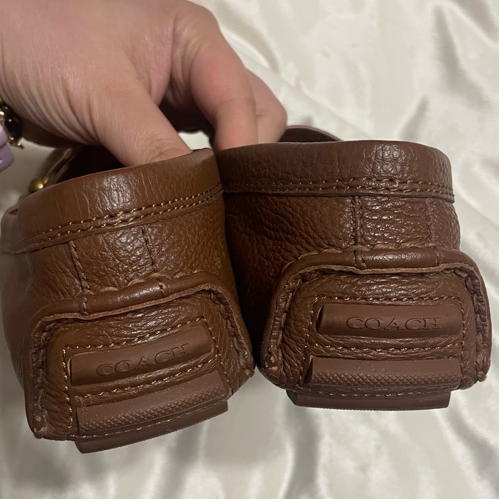 Coach Crosby Driver Turlock Flats Loafers in Tan Brown - Picture 10 of 12